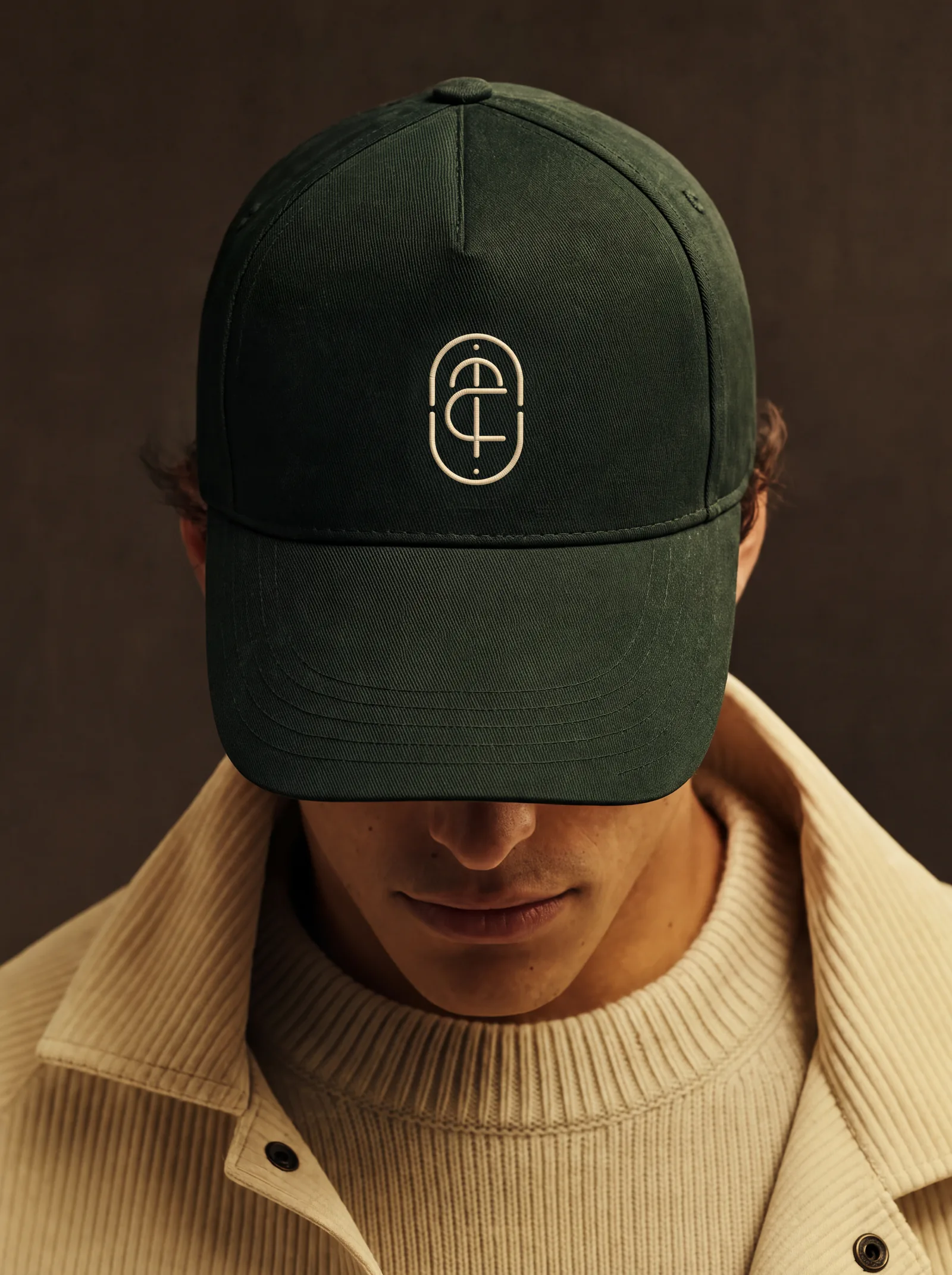 Application: the monogram embroidered on a cap